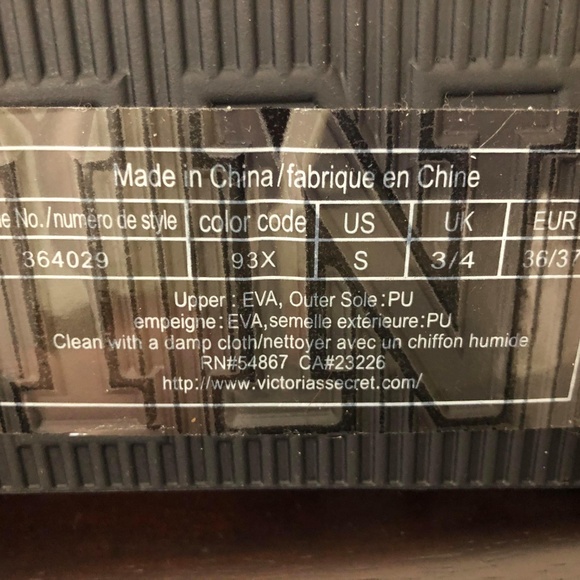 Victoria Secret Sliders - Picture 3 of 3